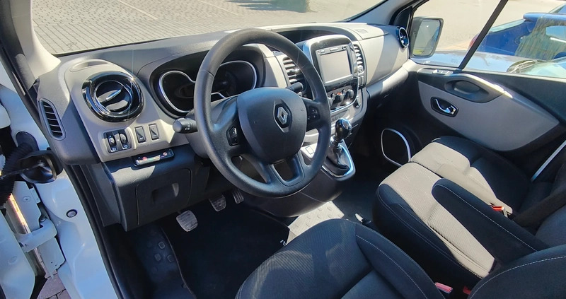 Renault Trafic cena 49900 przebieg: 183000, rok produkcji 2018 z Niepołomice małe 121